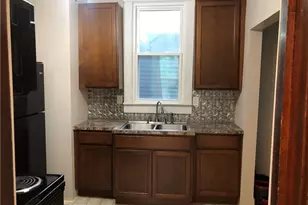 942 Locust Ave, Zanesville, OH 43701 - Photo 8