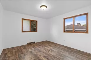 61558 W Central Ave, Shadyside, OH 43947 - Photo 16