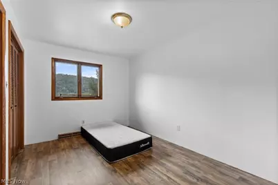 61558 W Central Avenue, Shadyside, OH 43947 - Photo 18