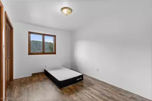 61558 W Central Ave, Shadyside, OH 43947 - Photo 18