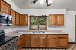 61558 W Central Ave, Shadyside, OH 43947 - Photo 8