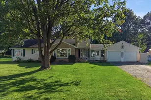 1023 Mount Auburn Dr, Ashland, OH 44805 - Photo 1