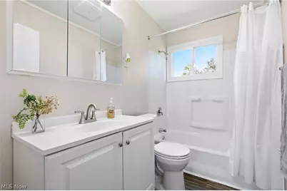 4316 Charleston Avenue, Lorain, OH 44055 - Photo 16