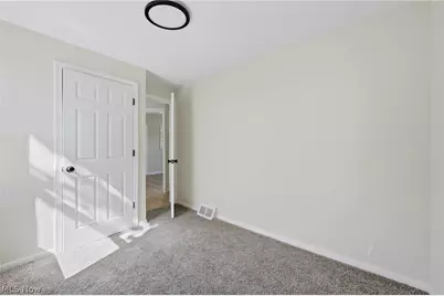 3905 Elmwood Avenue, Austintown, OH 44515 - Photo 22