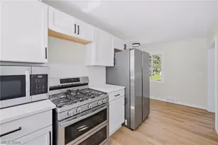 3905 Elmwood Ave, Austintown, OH 44515 - Photo 16