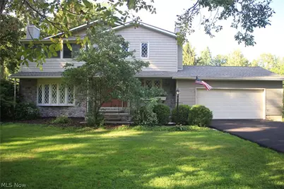 42820 Dellefield Road, Elyria, OH 44035 - Photo 1
