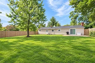 5646 Vista Cir, Willoughby, OH 44094 - Photo 4