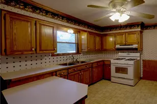 12780 Barbara St SW, Massillon, OH 44647 - Photo 6