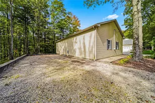 2009 Clay Rd, Dorset, OH 44032 - Photo 12