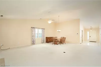 928 Sturbridge Drive, Akron, OH 44313 - Photo 8