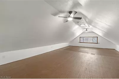 2126 Chesterland Avenue, Oakwood, OH 44107 - Photo 28