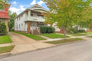 2126 Chesterland Ave, Oakwood, OH 44107 - Photo 2