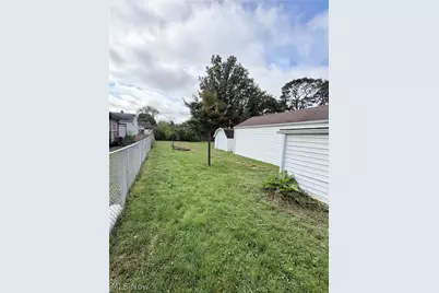 1534 35th Street NW, Canton, OH 44709 - Photo 16