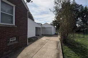 1534 35th St NW, Canton, OH 44709 - Photo 8