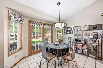 1009 E Reno Drive, Louisville, OH 44641 - Photo 18