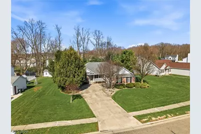 1009 E Reno Drive, Louisville, OH 44641 - Photo 4