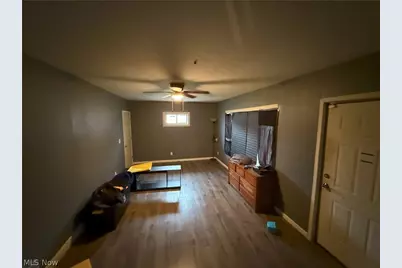 140 School Street, Elyria, OH 44035 - Photo 8