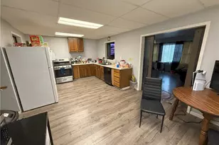 140 School St, Elyria, OH 44035 - Photo 4