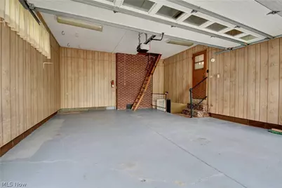 617 Oak Ave SW, Strasburg, OH 44680 - Photo 14