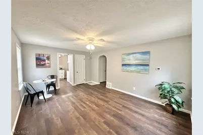 119 Adams Avenue, Cuyahoga Falls, OH 44221 - Photo 2