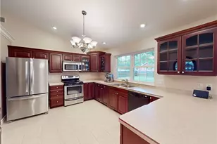 775 N Lake St, Madison, OH 44057 - Photo 4