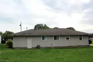 1660 Sequoya Dr, Youngstown, OH 44514 - Photo 20