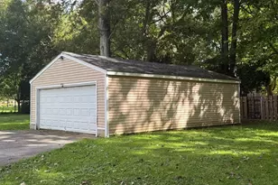 449 N Broadway, Geneva, OH 44041 - Photo 26