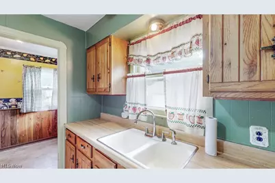 1299 Hammel Street, Akron, OH 44306 - Photo 16