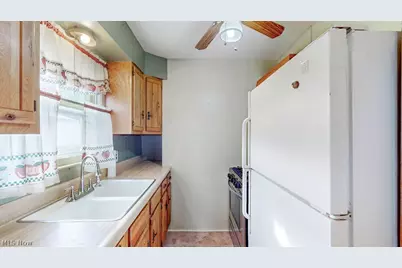 1299 Hammel Street, Akron, OH 44306 - Photo 12