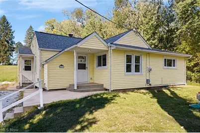 1631 Mattie Street SE, Canton, OH 44707 - Photo 1