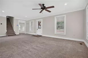 514 Park Ave, Amherst, OH 44001 - Photo 8