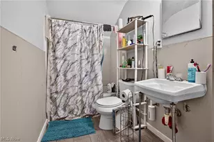 1101 W 5th St, Lorain, OH 44052 - Photo 34