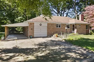 633 Fairview Pl, Alliance, OH 44601 - Photo 2