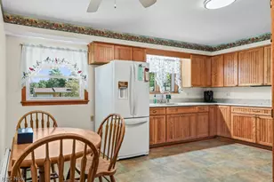 633 Fairview Pl, Alliance, OH 44601 - Photo 10