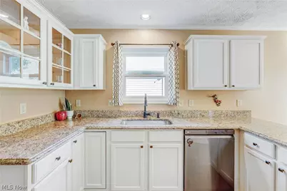 1474 Hollow Wood Lane, Avon, OH 44011 - Photo 14