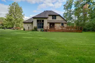 111 Squires Ct, South Amherst, OH 44001 - Photo 8