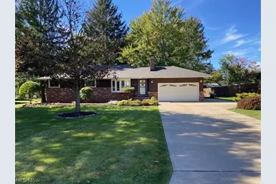 8260 Craig Lane, Grandview Heights, OH 44147 - Photo 1
