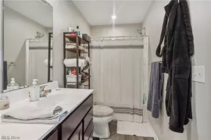 34329 Sylvia Dr, Eastlake, OH 44095 - Photo 28