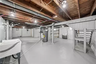 211 23rd St NW, Barberton, OH 44203 - Photo 24