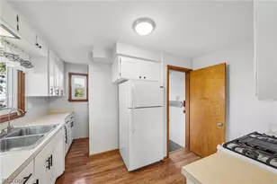 211 23rd St NW, Barberton, OH 44203 - Photo 10