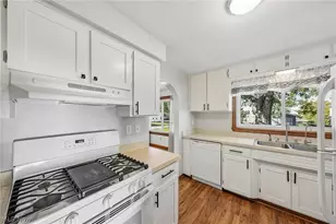 211 23rd St NW, Barberton, OH 44203 - Photo 12