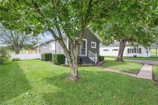 3825 Roberts Addition, Zanesville, OH 43701 - Photo 2