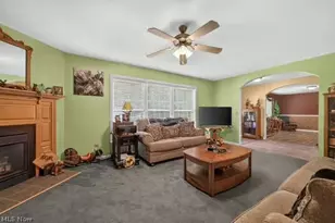 2153 S Deer Run, Roaming Shores, OH 44084 - Photo 12