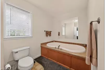 2153 S Deer Run, Roaming Shores, OH 44084 - Photo 30