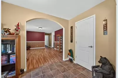 2153 S Deer Run, Roaming Shores, OH 44084 - Photo 16