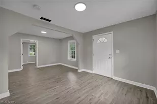 920 E 39th St, Lorain, OH 44055 - Photo 14