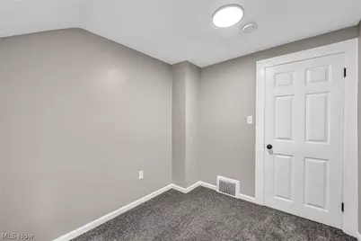 920 E 39th Street, Lorain, OH 44055 - Photo 36