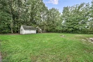 920 E 39th St, Lorain, OH 44055 - Photo 48