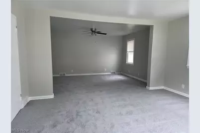 1810 Saint Elmo Avenue NE, Canton, OH 44705 - Photo 16