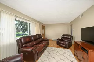 1420 Whitehall Dr, Mogadore, OH 44260 - Photo 20